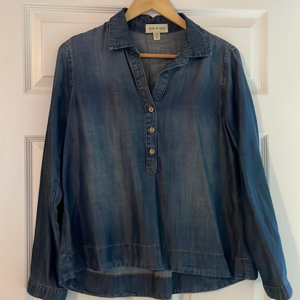 Cloth & Stone denim top